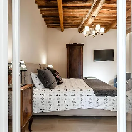 Appartamento Il Cortile In Centro Lucca