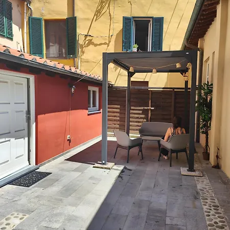 Cortile In Centro - Charm Heart Of Apartment Lucca